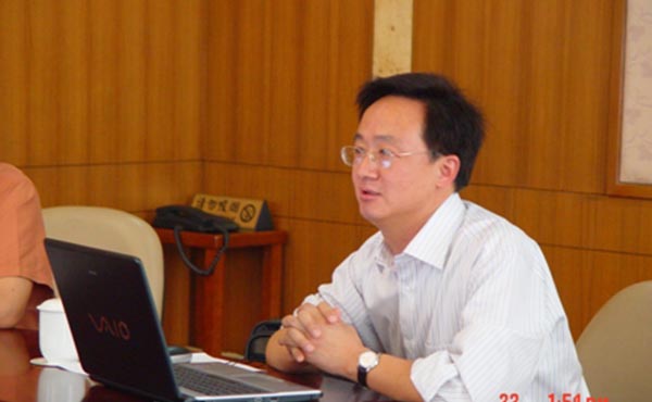 Lawyer Song Hai Jia Attends A Talk For Youth Lawyers In The Luwan District, Shanghai.