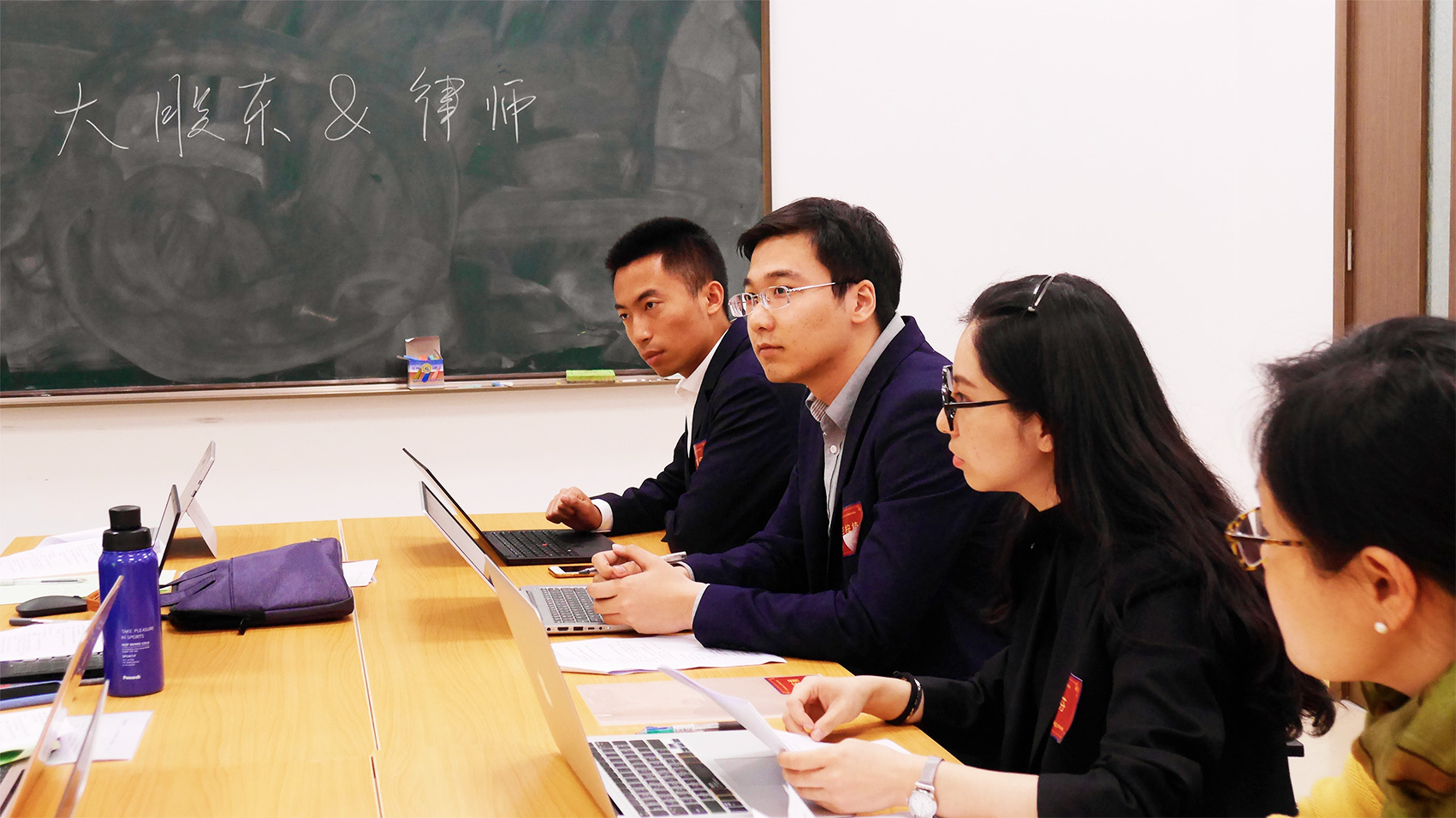 1559209657441506.jpg 5052.jpg